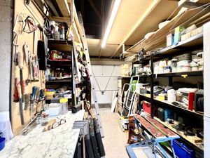 Garage- click for photo gallery